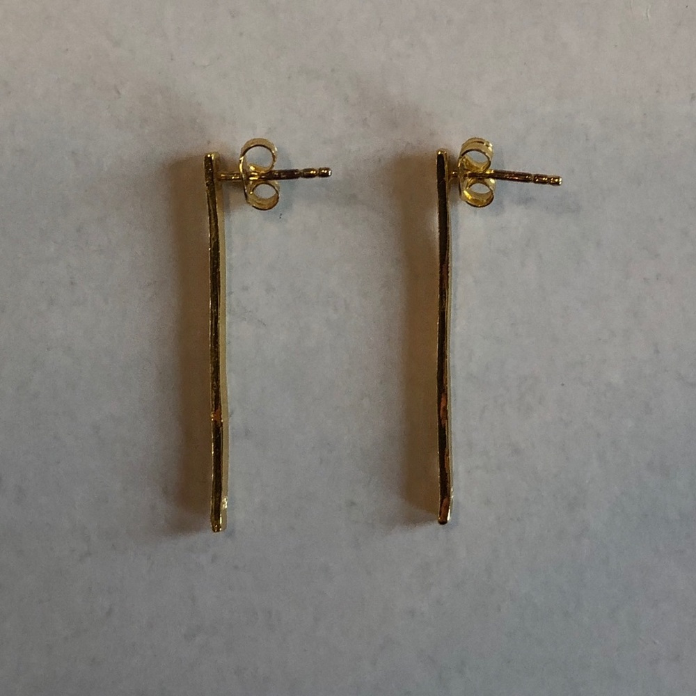 Gorjana *Rare* Taner Bar Earrings - Picture 4 of 6